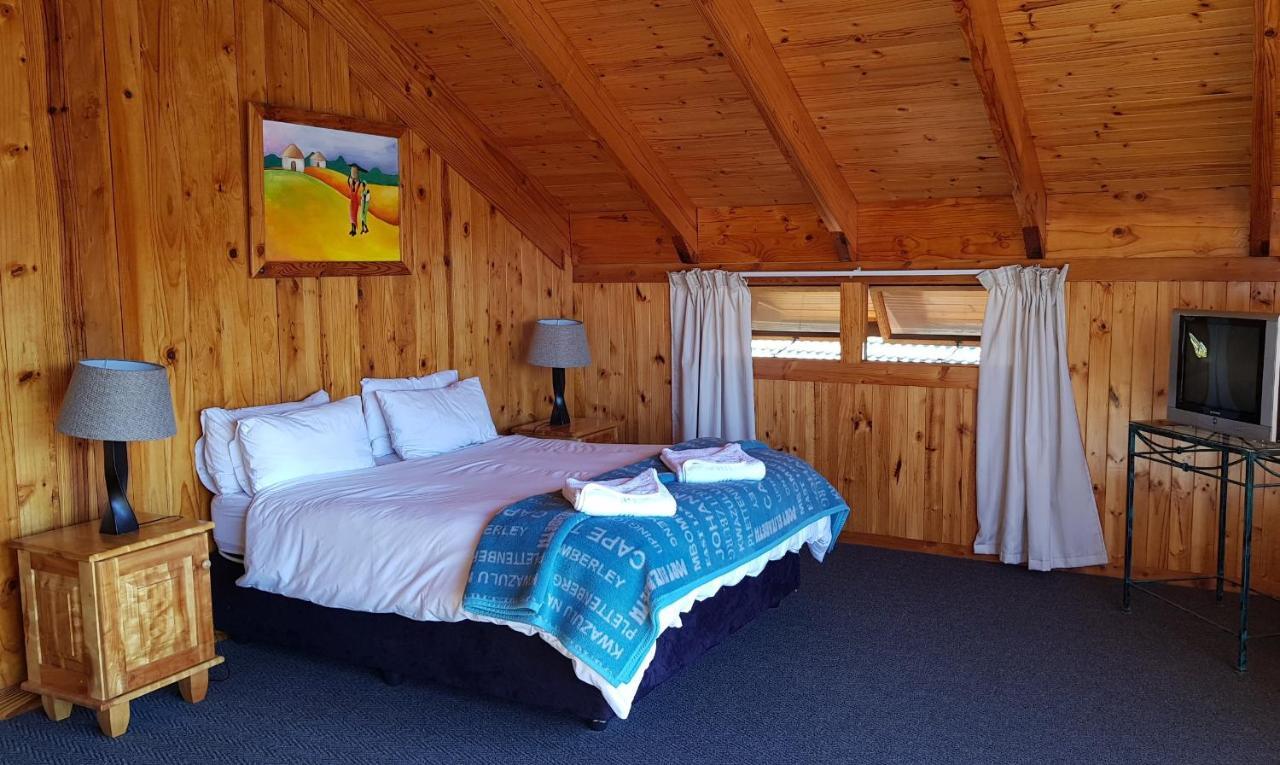 Pirates Creek Self-Catering Chalets Wilderness Exterior photo
